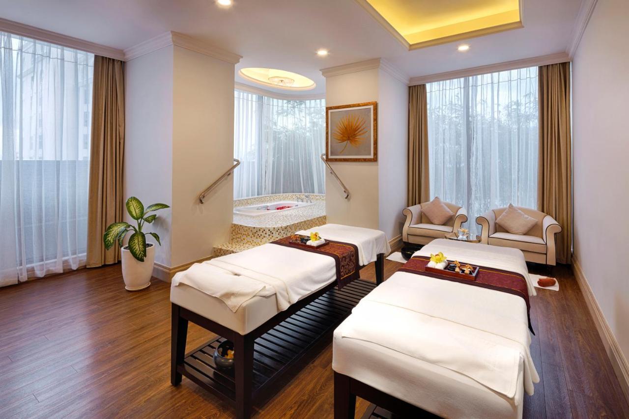 Melia Vinpearl Nha Trang Empire Hotel Exterior photo