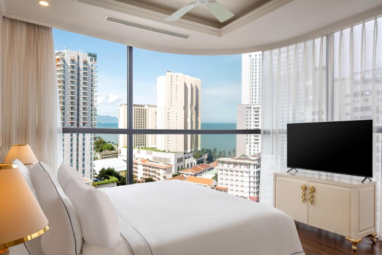 Melia Vinpearl Nha Trang Empire Hotel Exterior photo