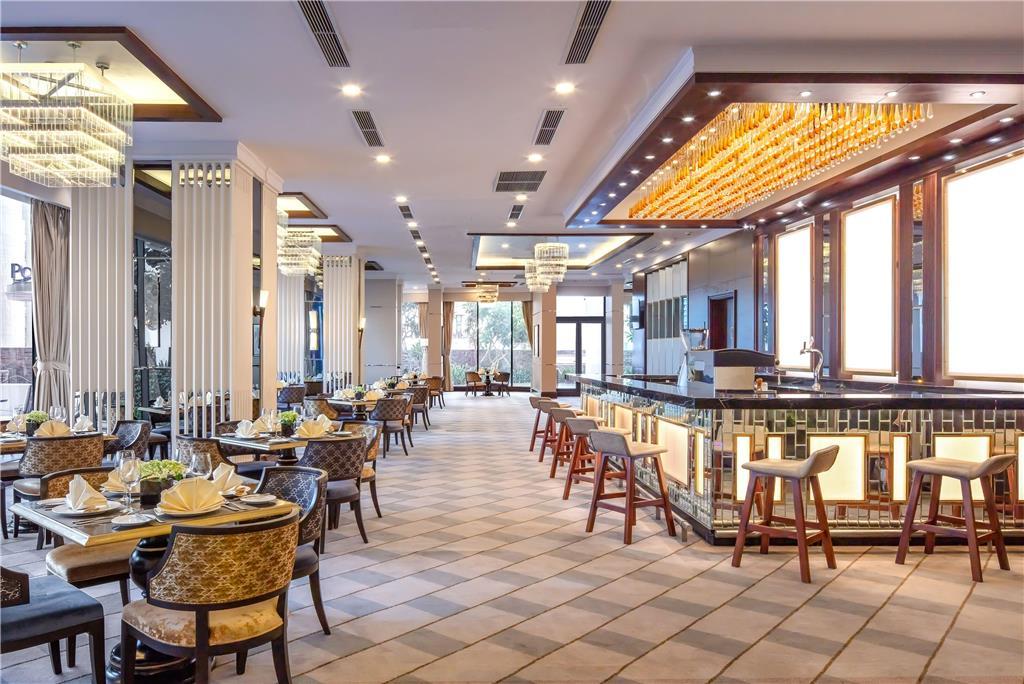 Melia Vinpearl Nha Trang Empire Hotel Exterior photo